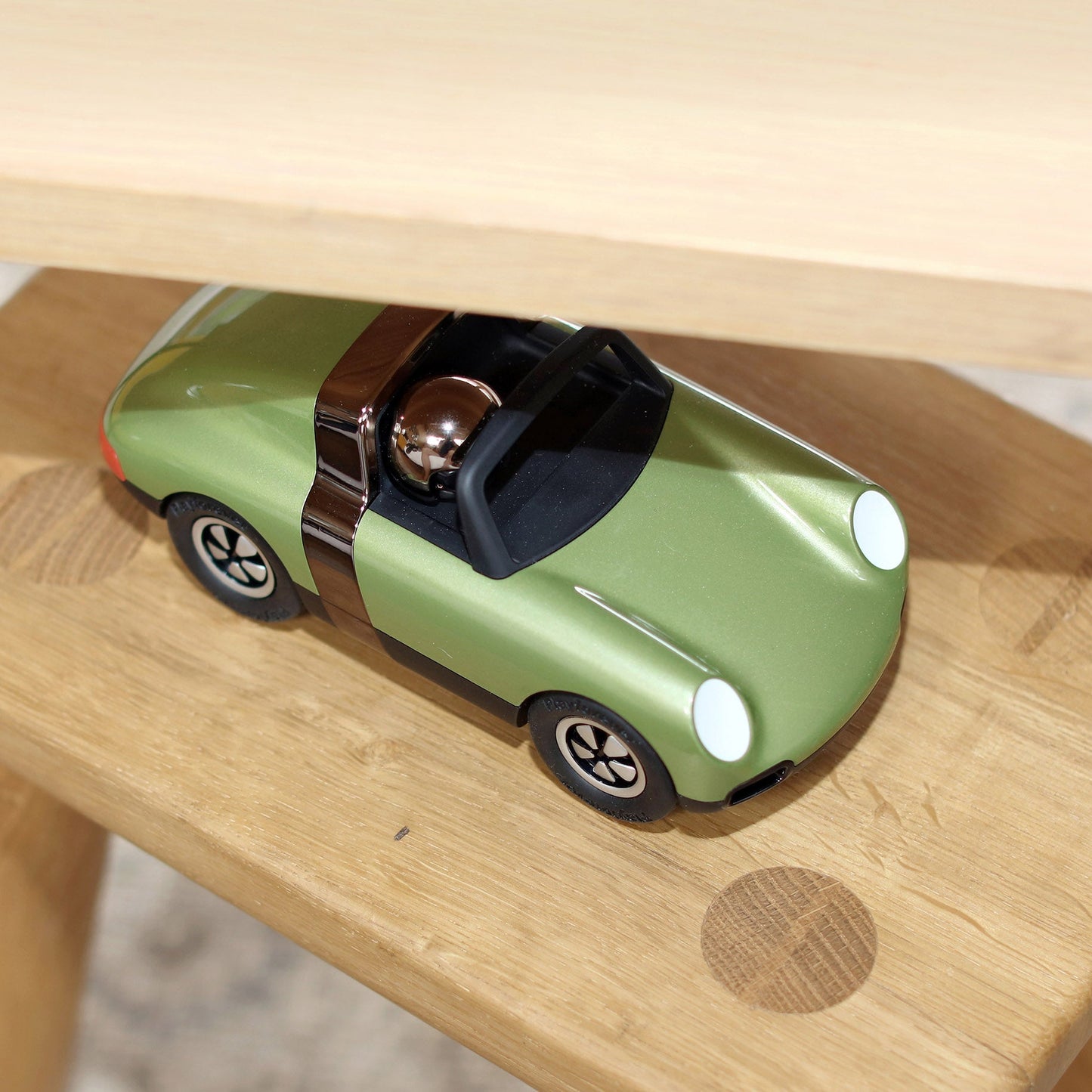 Luft Hopper Ride-On Car for Kids 1+ – Ivory Targa Design, Durable ABS Plastic, Safety Tested, Chic Classic Style 4
